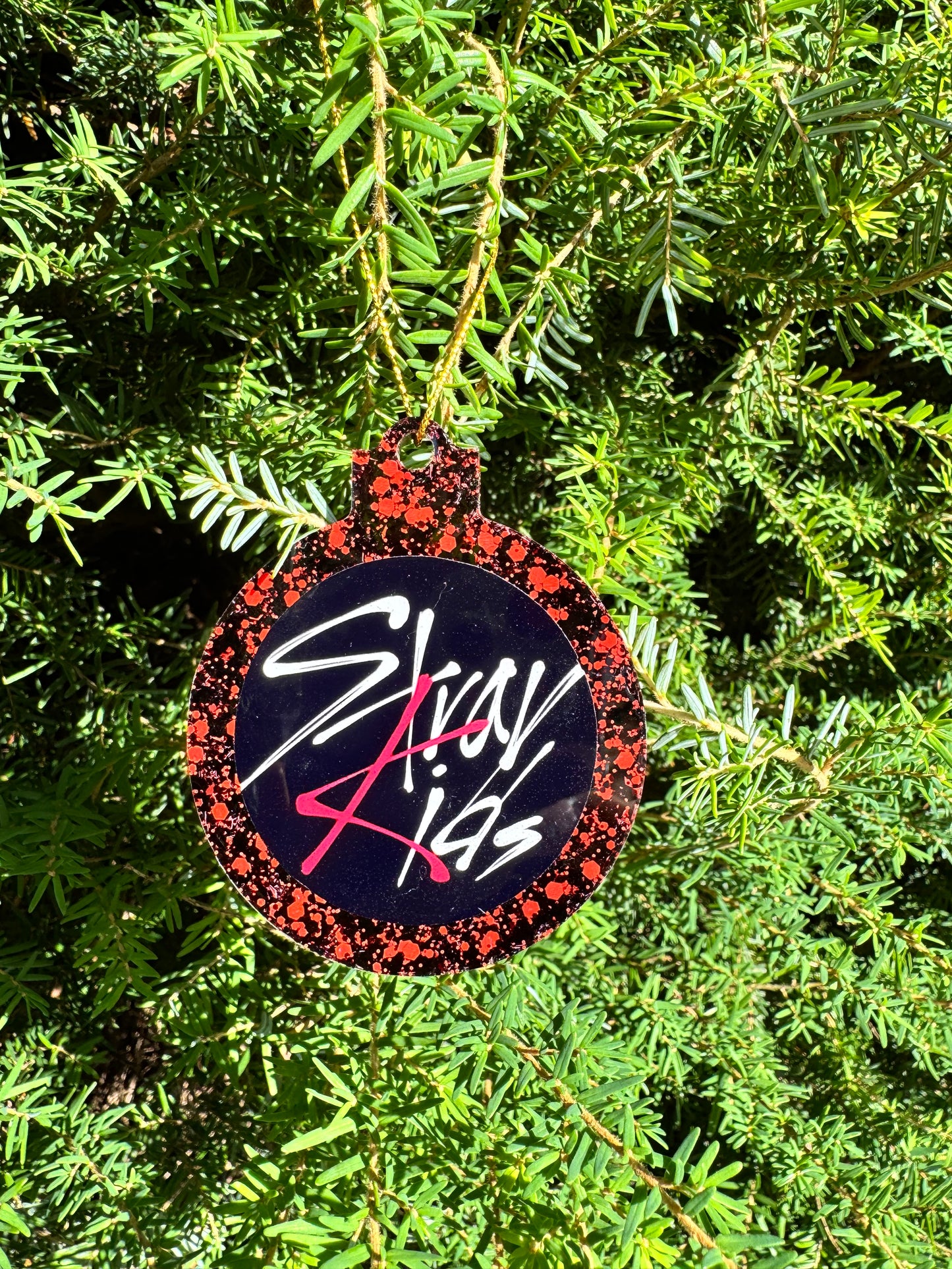 SKZ - Red & Black